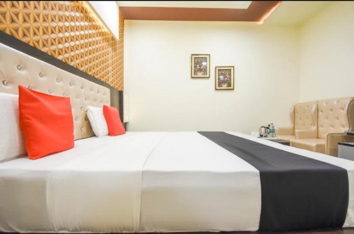 Hotel Ravi Residency 잘란다르 외부 사진